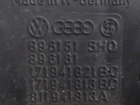 Teilenummer Sicherungskasten 2