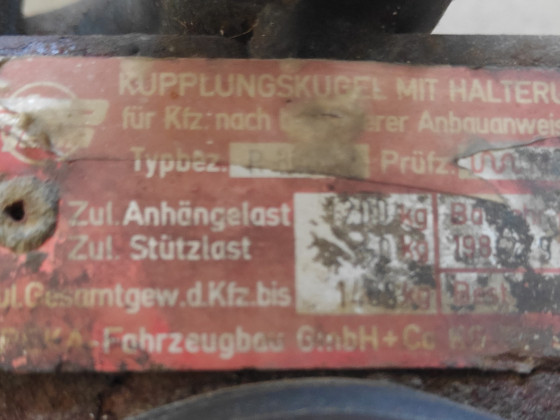 Typenschild Anhängerkupplung