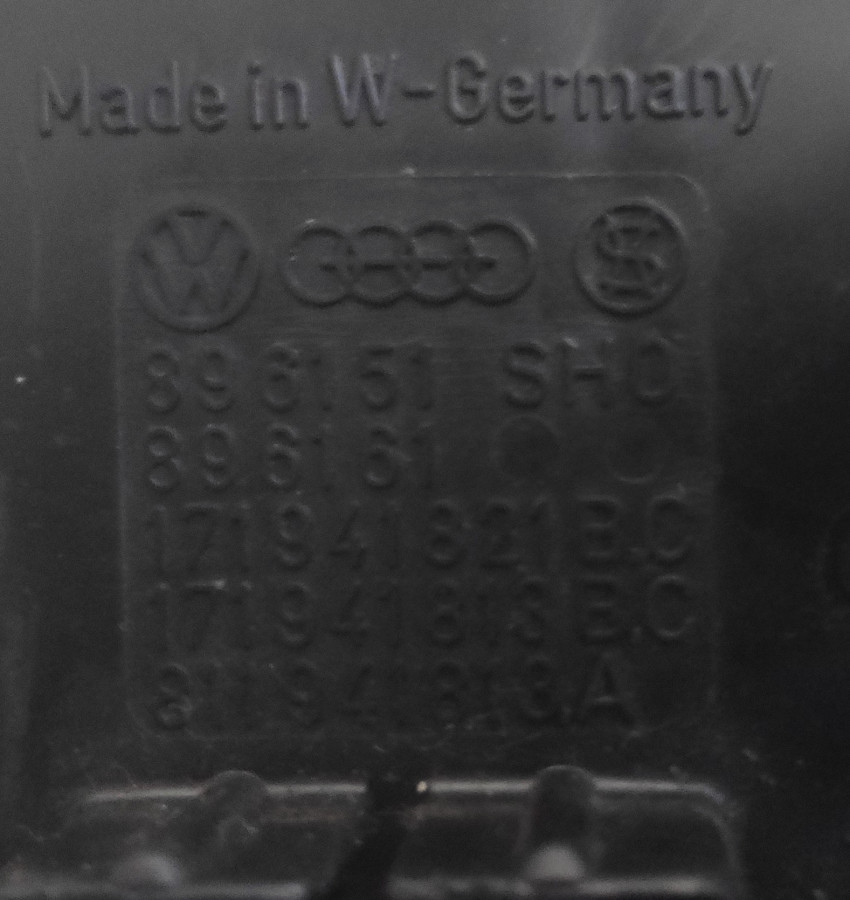 Teilenummer Sicherungskasten 1