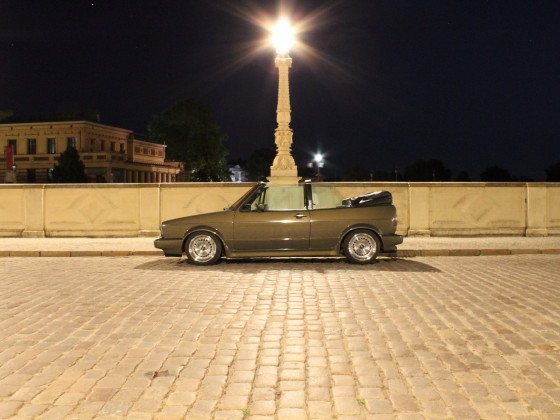 Cordi`s Cabrio bei Nacht.